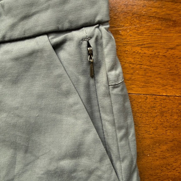 Lululemon Commission Pant Slim Mens 34 Gray Chino Style Performance Trousers - Picture 4 of 14
